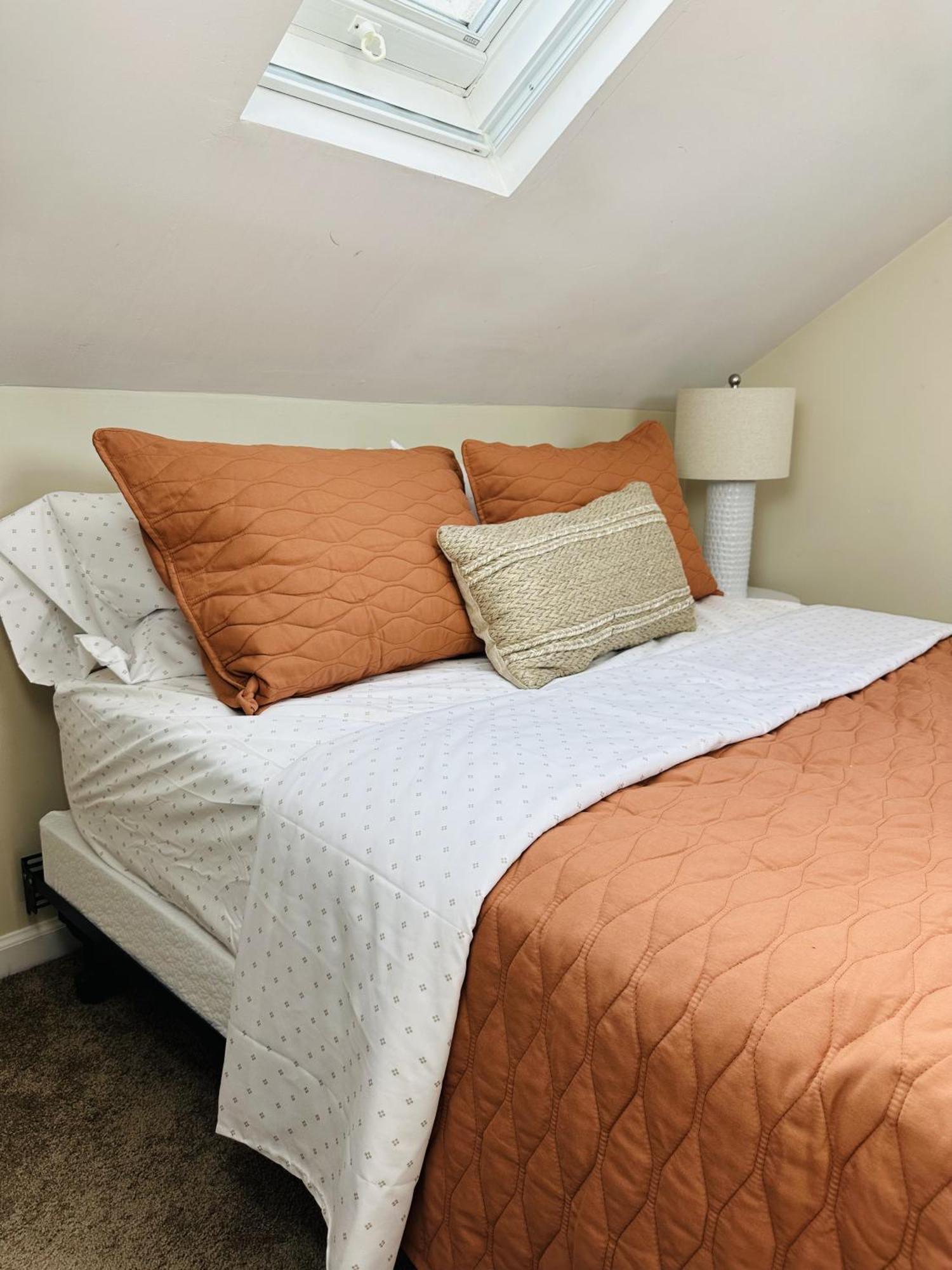 Cozy, Pleasant 2Br Apt In Beach Community! ノーウォーク エクステリア 写真
